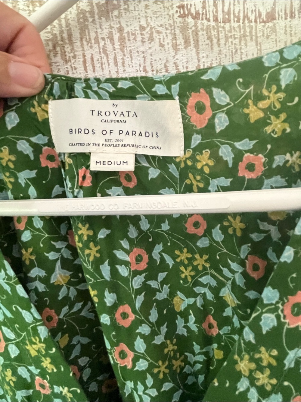 Trovata Birds of Paradise Floral Button-Front Cinch Waist Midi Dress Sz Med NWOT - Picture 2 of 5